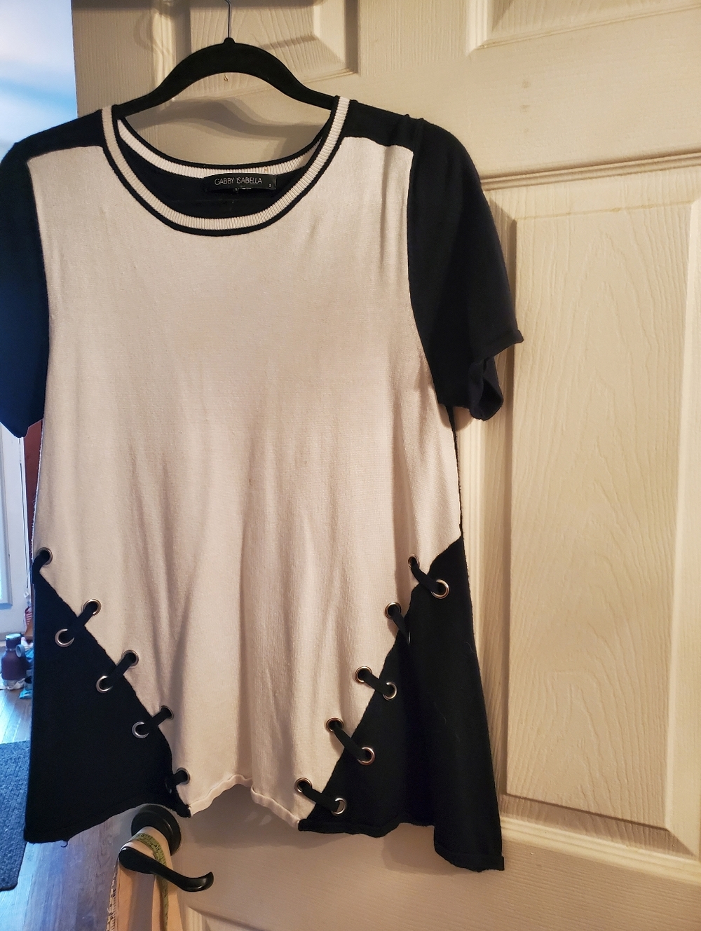 Women's Black & White Lace-Up Short Sleeve Top GABBY ISABELLA